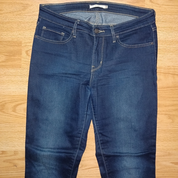 Blue Skinny Levi's - Picture 5 of 5